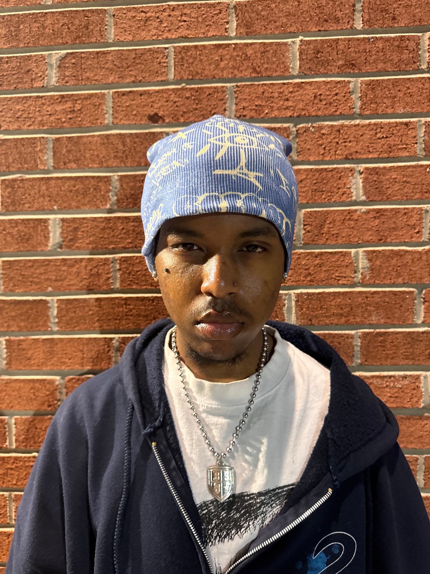 Graffiti beanie (navy/yellow)